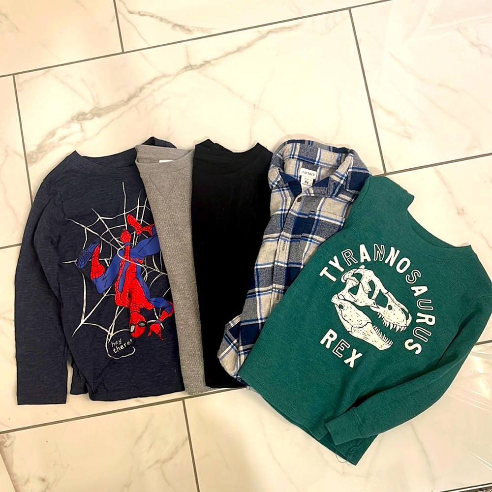 Lot of boys size 4 & 5 long sleeve tees